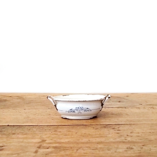 琺瑯のディネット B