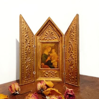 聖母子と二天使の三連祭壇画