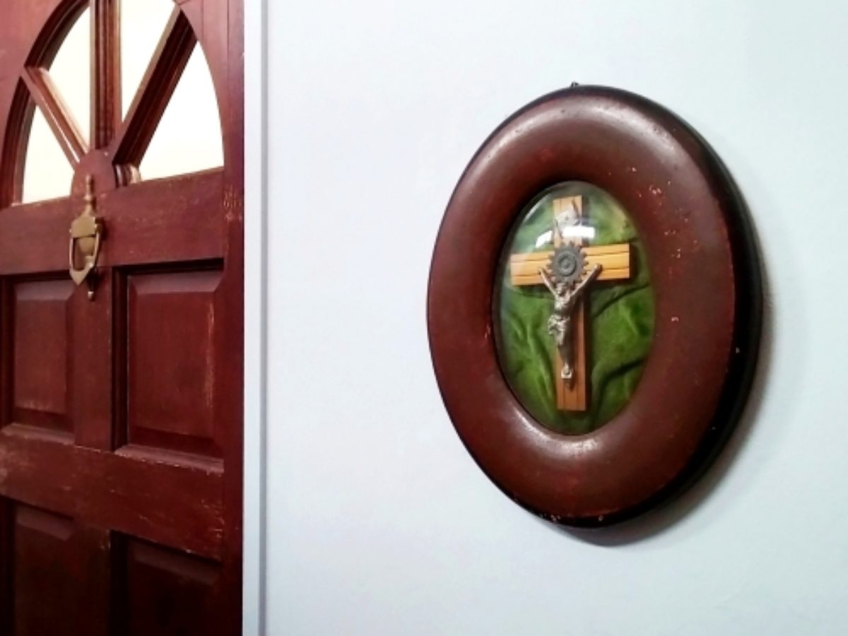 アンティーク磔刑像のメダイヨン | アトリエウチノ｜atelier uchino