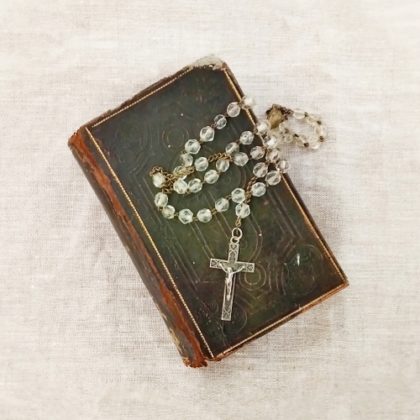 クリアビーズのロザリオ