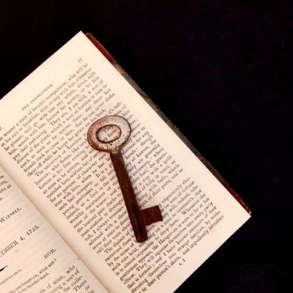 チェコのアンティーク鍵 C